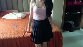 Latina teen Flor breaks in ass in steamy debut
