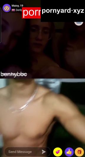 Webcam teen explores her reaction in homemade clip