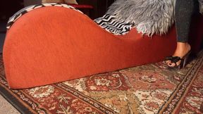 Sparkling Foot Jewelry and Stilletos