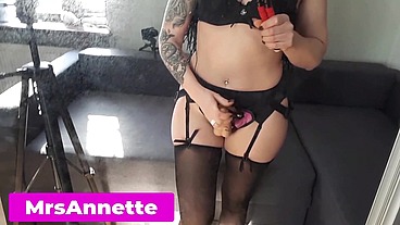 HOT GIRLFRIEND FUCKS HER BOY IN CHASTITY BELTS. AMATEUR PEGGING VIDEO.
