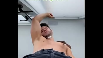 Quieres ponerte de rodillas ?