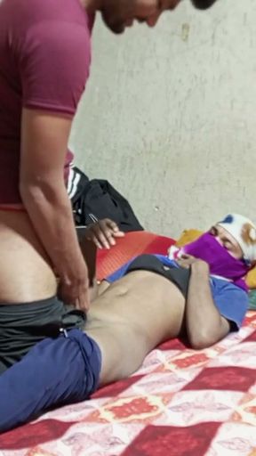 Mera boyfriend aaj mujhe mana our meri chudayi kiya.   Clip 1