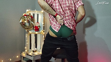 Merry X-mas - A Hairy & Naughty Christmas Special by LouiFerdi