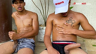 Solo com os novinhos pirocudos - Mlk Edu e Victão Porrete