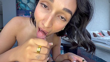 BEAUTIFUL AND SEXY LEILANI MAY IN MY POV