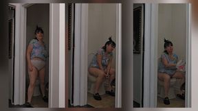 Peeing And Dumping While Eating Naked Chips On Christmas