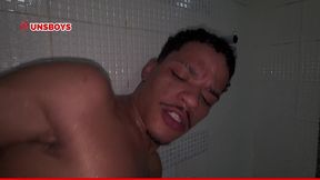 festinha a 2 com amigos safados