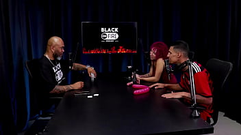 Safada faz um stripper sensual, mostra os lindos peitos bem excitada com sua dan&ccedil_a - Tiffany Carioca &amp_ Gabriel Rios (WATCH ON: SHEER/RED)