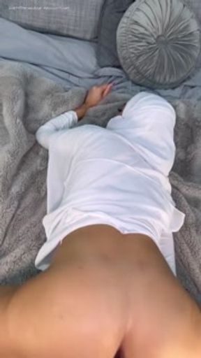 Innocent Hijabi addicted to white cock
