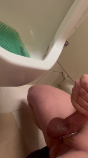 Dirty Hospital Urinal Play!