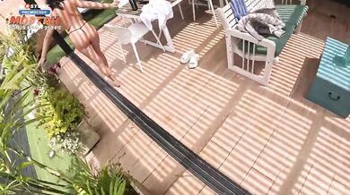 My next door neighbor fucks me in the jacuzzi huge cumshot and facial