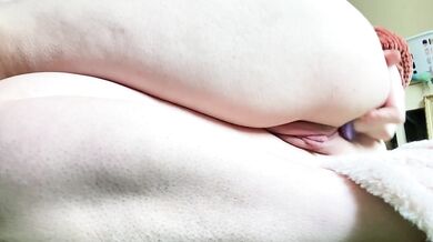 Fucking my slutty ass to warm up for big cock