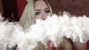 Mistress Claudia in: human ashtray