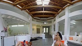 Watch These Three Girls Play - Abby Lee Brazil, Raven Bay And Marie Mccray