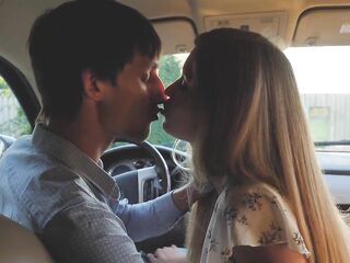 Hawt screw in the car and cum in throat