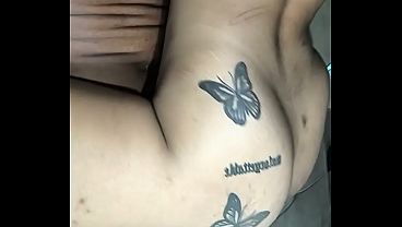 novinha levando leite em seu peitinho pequeno no rio de janeiro / Brazil.