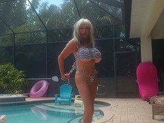 Big boobs milf masturbating