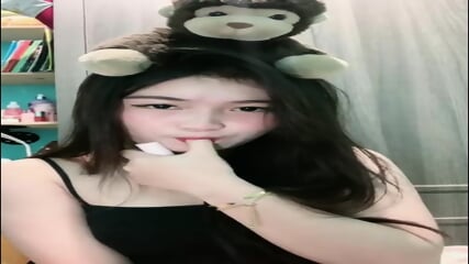 chindo _ Evlyn si Uting cream or pink