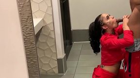 Genevieve Sinn Sucks Sevyan Harden&rsquo_s BBC in Public Bathroom