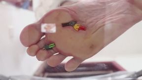 4K GIANTESS POV barfefoot crush