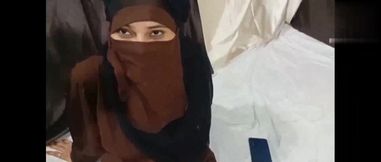 Hot sexy Indian Muslim girl sex with step brother