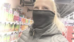 Fan spotted in store! Ass&#x1F351; pounded and nuts devoured! Will you join my next fan gathering?