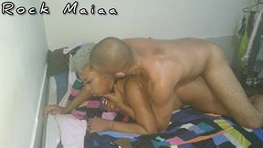 comendo o cu da preta na resenha aqui em casa bebendo cerveja e fumando . - preta fogosa - rock maiaa.
