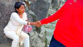 Indian Boobs Suking & Bhabhi Beautiful Pussy Showing - Unknown Girl at a Tourist Place Showing, Than She and Me Homemade Enjoy.