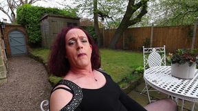 Smoking fetish and nylons