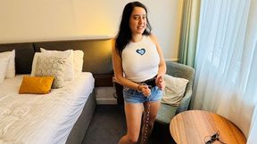 Susy Blue - The 'Easy' Escape Handcuff Challenge