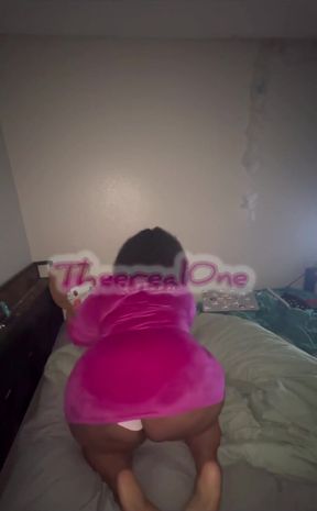 Biggdebbiecakez Is Here to Help You Wind Down