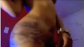 Intense cam session with a latina shemale