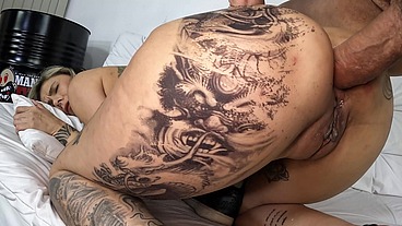 Rafaella Yoshida em 100% anal com dotado
