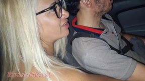 eu, minha amiga dai belan e marido, saimos do swing sem dinheiro e cartao e, pagamos o uber com buceta e chupada