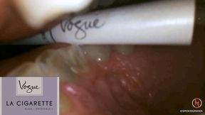 Vogue Bleue 100s inside