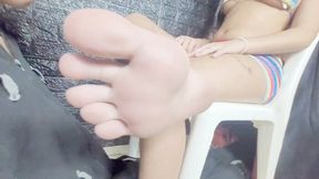 The beautiful Brazilian nymphet destroying Fabi with her dangerous feet - by Cindy Lopes - CLIP 1