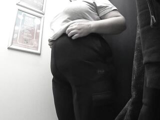 I&#039;m in the fitting room.