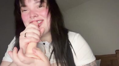 Big Titty Goth Girl Masturbates With Sex Toys Until Wet Pussy Shakes Her Orgasm Got Choked
