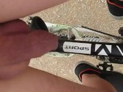 Outdoor - Nackt auf dem Fahrrad