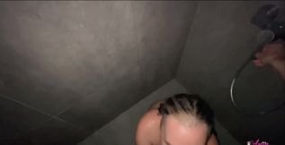 Hot Blowjob in the Shower