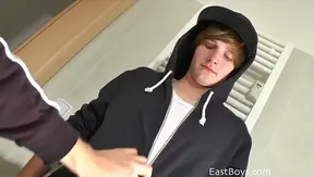 Hot Steam, Hard Grip: Antony Carters Blowjob Fantasy Unfolds – 18+