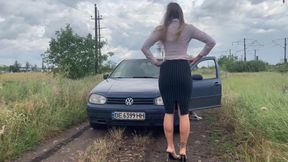 Executive Driver Gets Wet From Revving and Jerks off Her Passenger