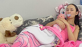 Freya Dee & Max Born in Girl In Pink Gets Pussy Stuffed Hard - Porncz
