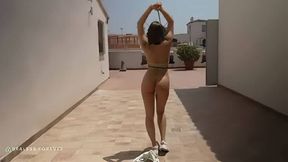 Ellie Luna Flashing in the Supermarket