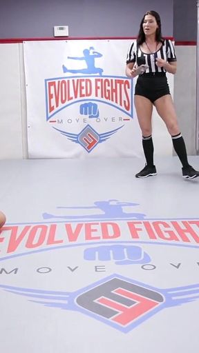 Daisy Ducati Vs Diamond Banks