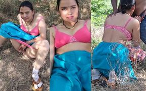 The only girl in the bus got naked in the cabin