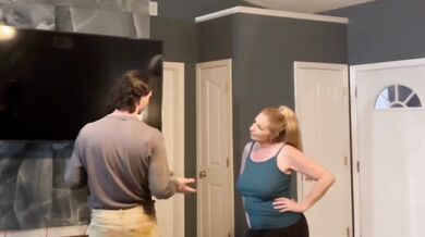 Milf Danni Jones Gets Her Pussy Fucked Hard by Her Son's Friend After He Fixes Her House
