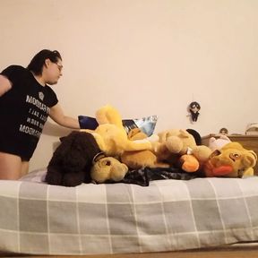 Horny Fat Enby Plays With Tits and Pussy While Making Bed