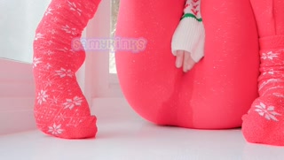 desperate horny christmas slut runs out of dinner to soak through leggings