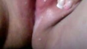 Watch me pleasing my pussy with tooth brush until I reach orgasm